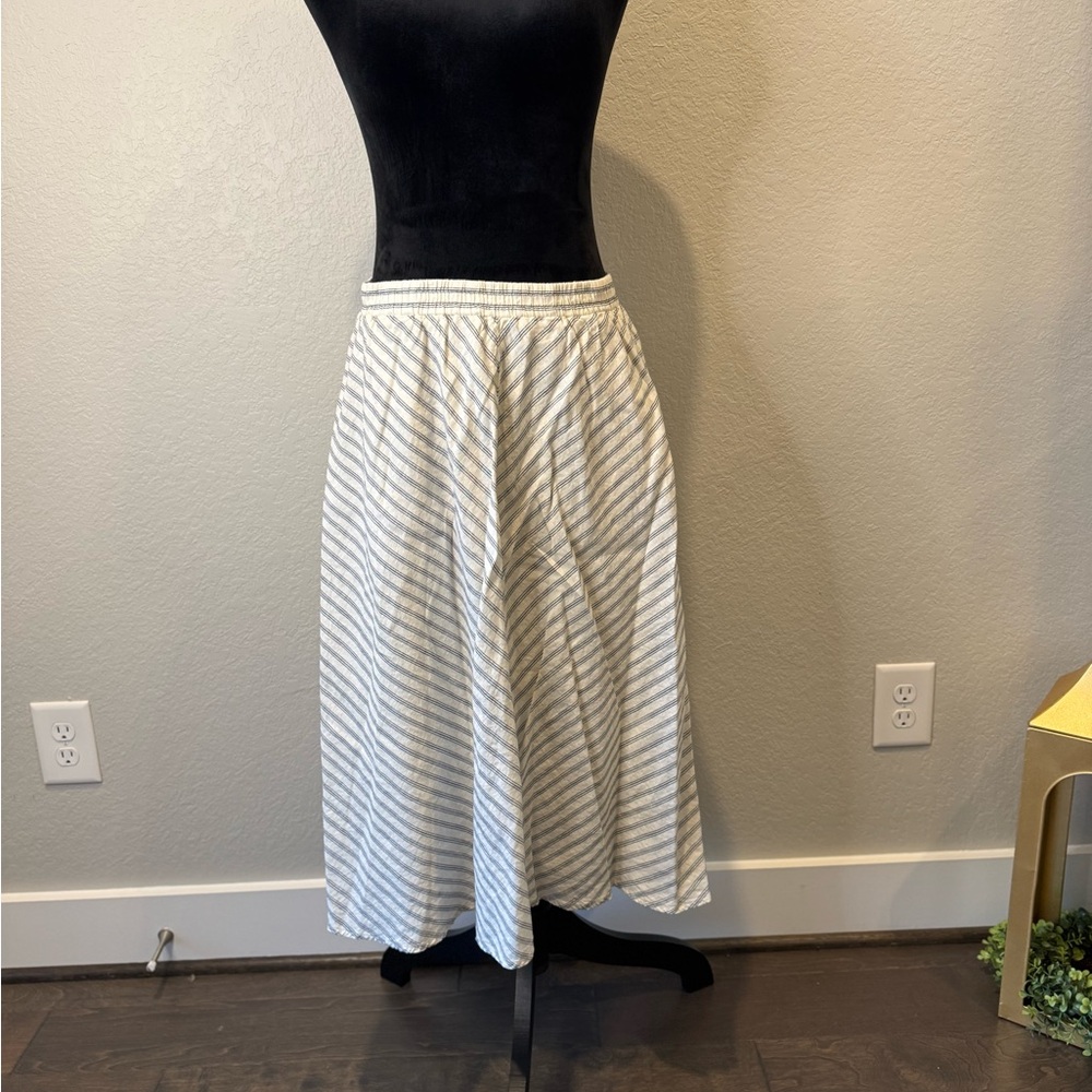 Banana Republic A-line Midi Skirt White and Black Casual C002